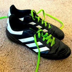 Soccer cleats youth size 3, worn one season, great condition.